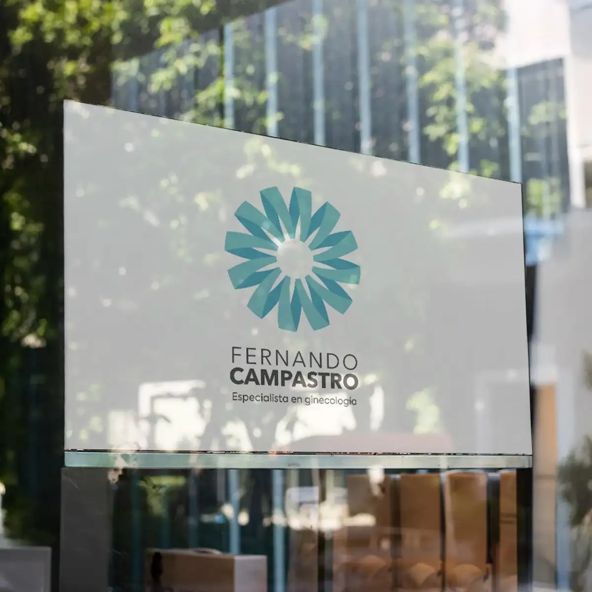 Dr. Fernando Campastro